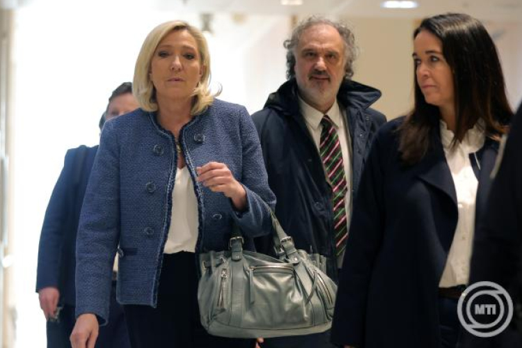 Marine Le Pent börtönbüntetésre ítélték, és nem indulhat a következő elnökválasztáson