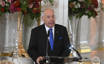 Sulyok Tamás: találjunk rá mindannyian az összetartozás örömére