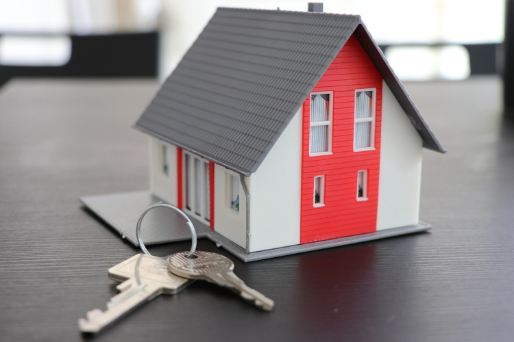 Ritka esélyt kapnak az elsőlakás-vásárlók, indulnak az előminősítések, már lehet jelentkezni az Otthon Start Programra